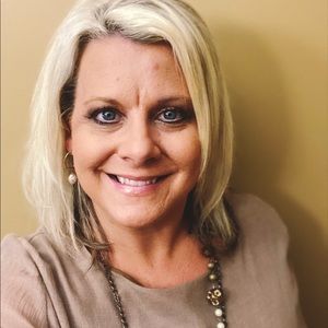 Meet your Posher, Shelley